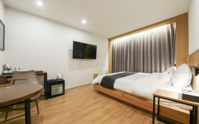 Gwangju Divine Hotel Gwangju Metropolitan City Oda fotoğraf