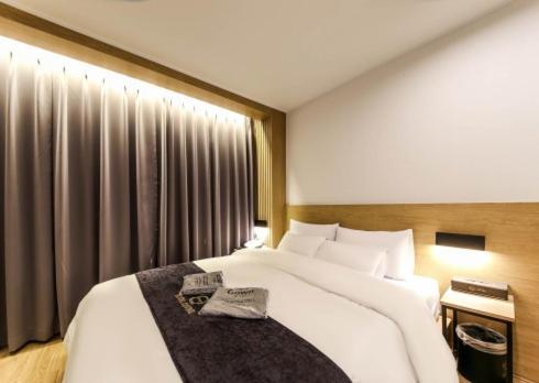 Gwangju Divine Hotel Gwangju Metropolitan City Oda fotoğraf