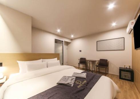 Gwangju Divine Hotel Gwangju Metropolitan City Oda fotoğraf